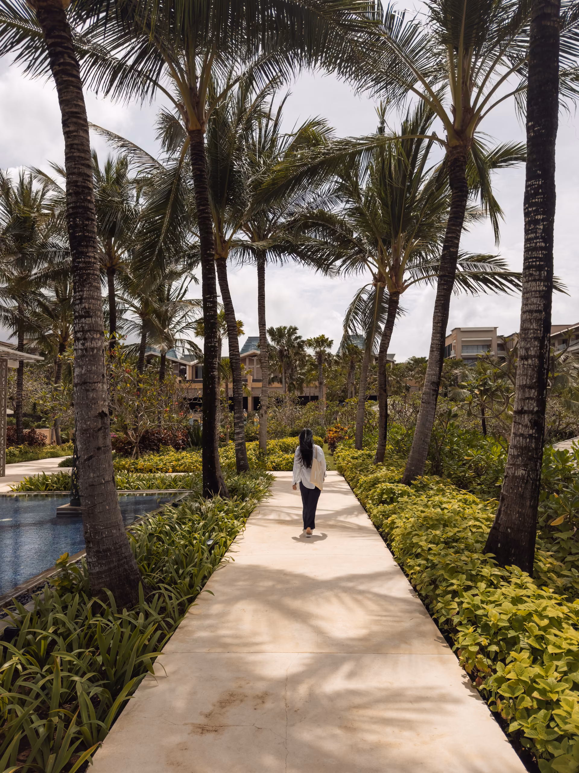 The Mulia, Nusa Dua, Indonesia — hospitality photograph 9 of 10 by Adrien Lahoussaye